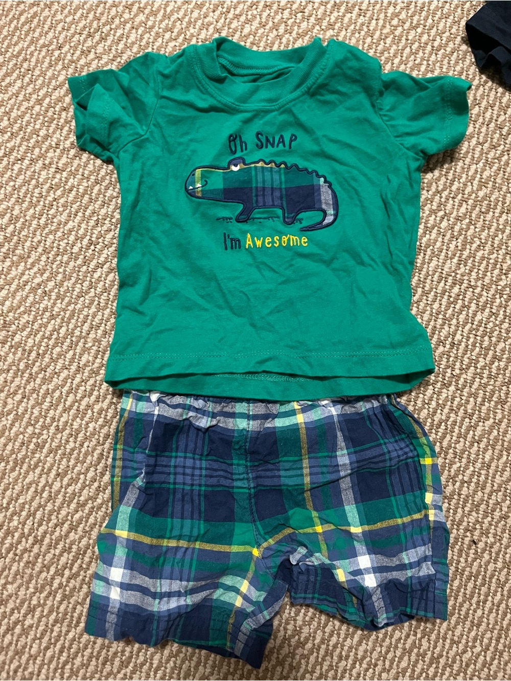 Boys 12m Carter's Green Plaid Croc Tee and Shorts Matching Set